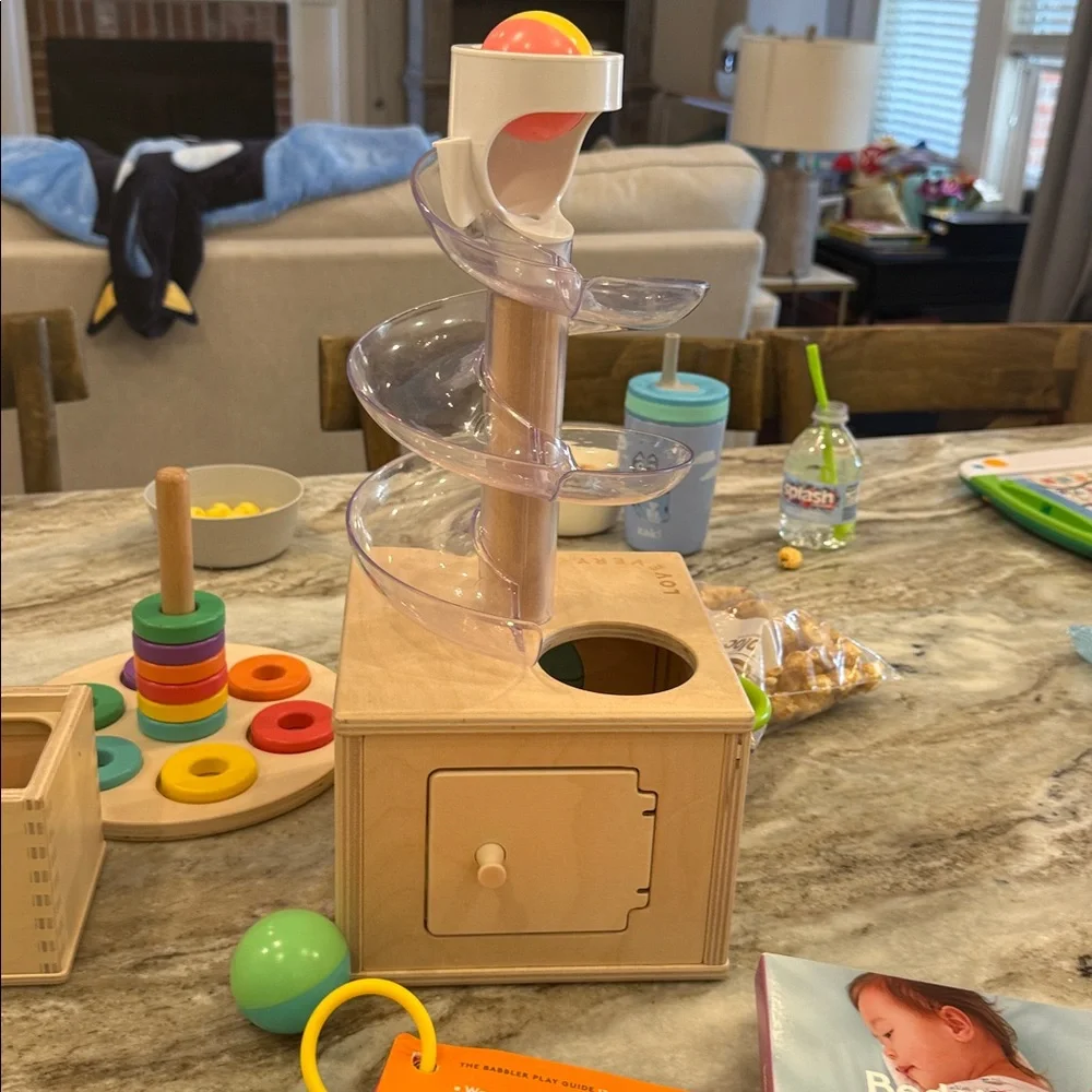 The Babbler Play Kit Lovevery Months 13, 14, and 15 

All original COMPLETE KIT - Picture 12 of 12